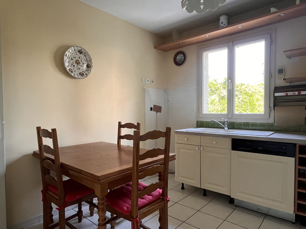 APPARTEMENT HYPER CENTRE JASSANS
