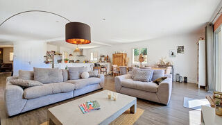 Maison à vendre 8 pièces 208 m²