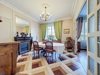  Maison � vendre 8 pi�ces 196 m�