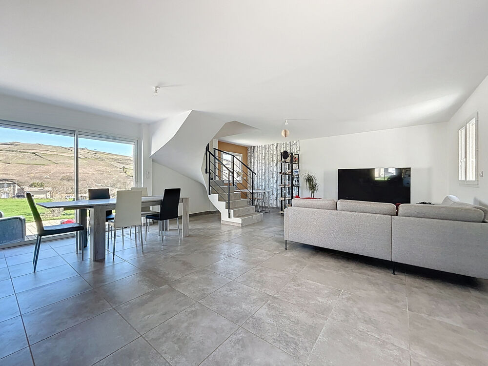 Maison récente de 111m2 à Juliénas - en plein coeur du beaujolais