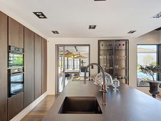  Maison � vendre 8 pi�ces 243 m�