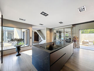  Maison � vendre 8 pi�ces 243 m�