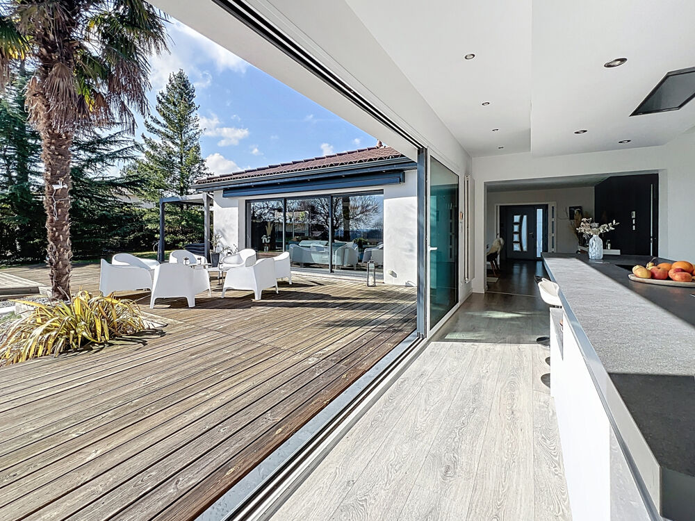 Vente Maison VILLA CONTEMPORAINE (225m2) - PLAIN-PIED - VUE DEGAGEE - LUCENAY Anse