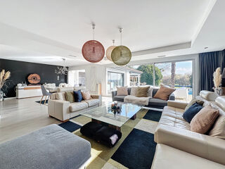  Maison à vendre 6 pièces 222 m²