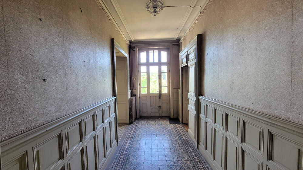 Vente Propriété/Château Maison Bourgeoise Ancienne à Rénover - Au coeur de Chemillé - 20 MIN de Chalonnes et 25 MIN de Cholet ! Chemille en anjou