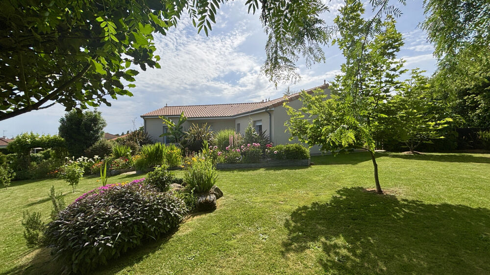 Maison 7 pièces 131 m² · à La Tourlandry · 131 m² · 265 990 €