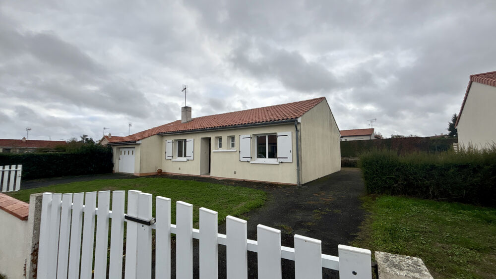 Vente Maison Maison Plain pied a vendre à 10 min de Chemillé et 15 min Cholet Chemille en anjou