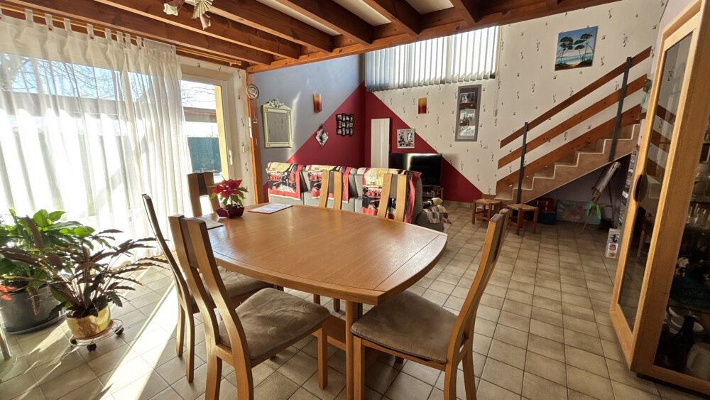 Vente Maison Maison à vendre - Beaux volumes - Chemillé-en-Anjou - Frais d'agence réduits ! Chemille en anjou