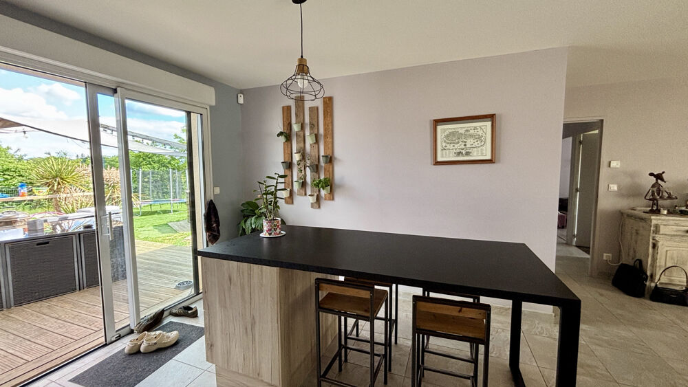 Maison Plain-pied À VENDRE - 4 CH - 35 MIN ANGERS / 20 MIN CHOLET