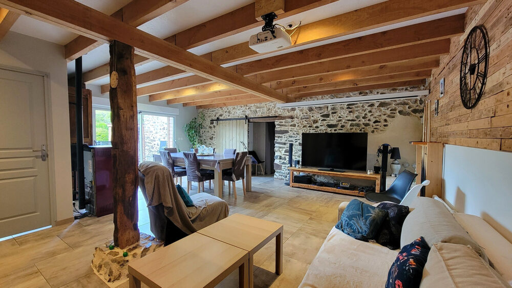 Maison à vendre avec Gîte sur Courlay 15 MIN de Bressuire 10 MIN de Moncoutant et Cerizay !