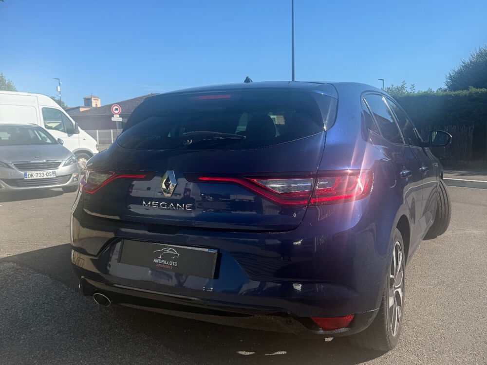 Megane IV M&eacute;gane IV Berline dCi 110 Energy Intens 2016 occasion 26600 GRANGES LES