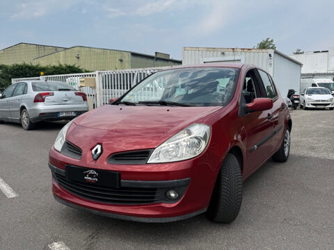 Clio III Clio 1.4 16V 100 Confort Pack Clim Expression 2005 occasion 26600 GRANGES LES