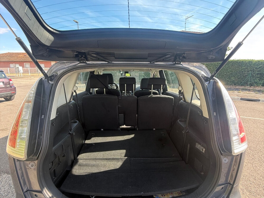 Mazda5 2.0 CD-MZR 110 7pl Elegance 2009 occasion 26600 GRANGES LES