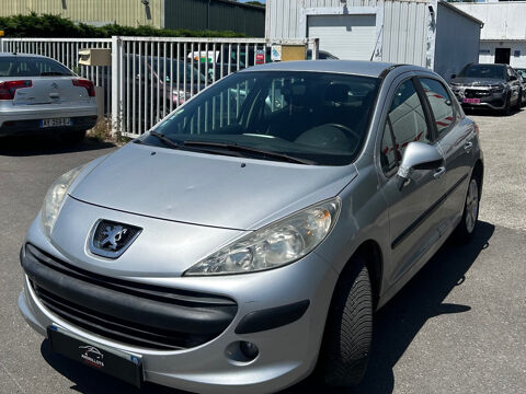 207 1.4e 75ch Style 2008 occasion 26600 GRANGES LES