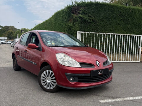 Renault clio iii 1.4 16V 100 Confort Pack Clim Expression