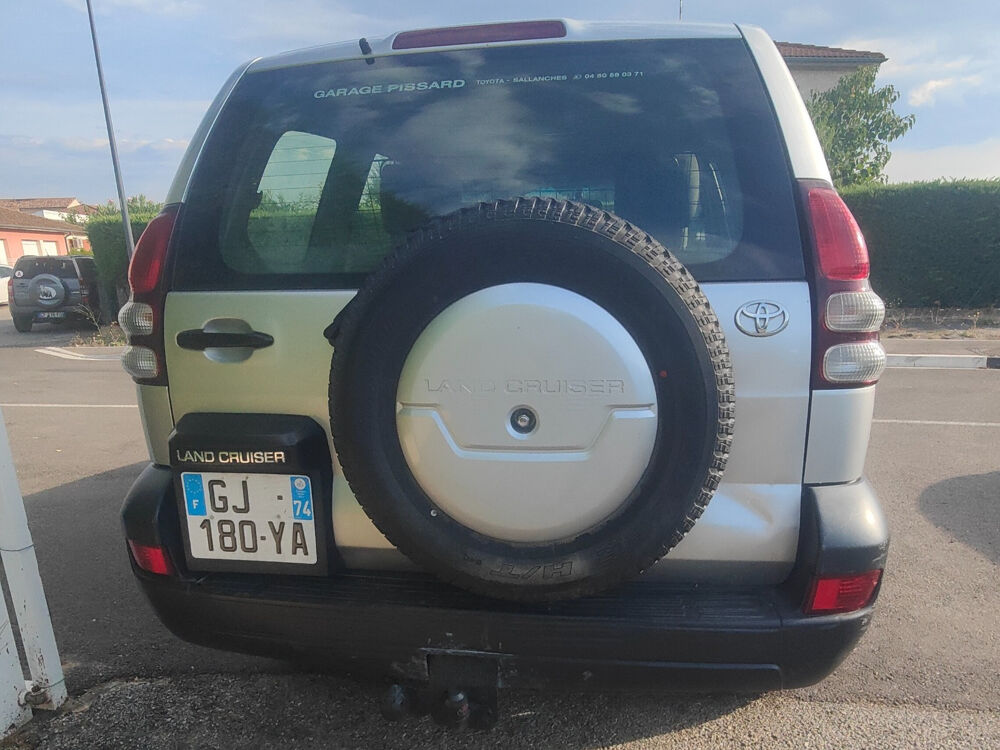 Land Cruiser 173 D-4D GX 2008 occasion 26600 GRANGES LES