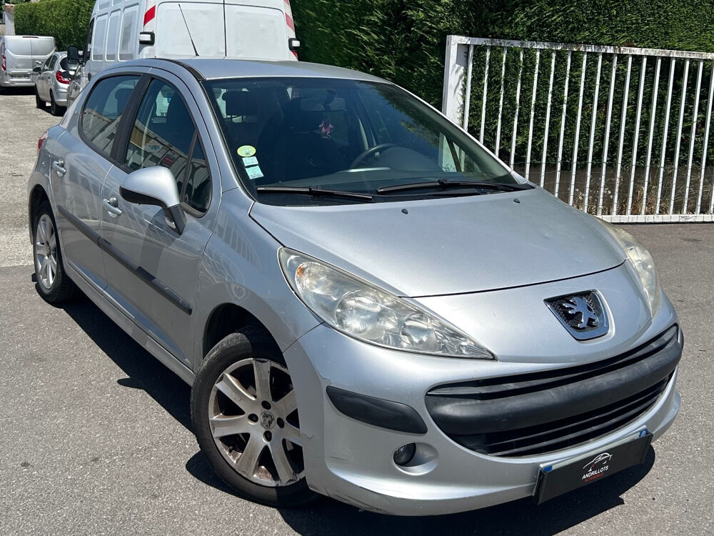 207 1.4e 75ch Style 2008 occasion 26600 GRANGES LES