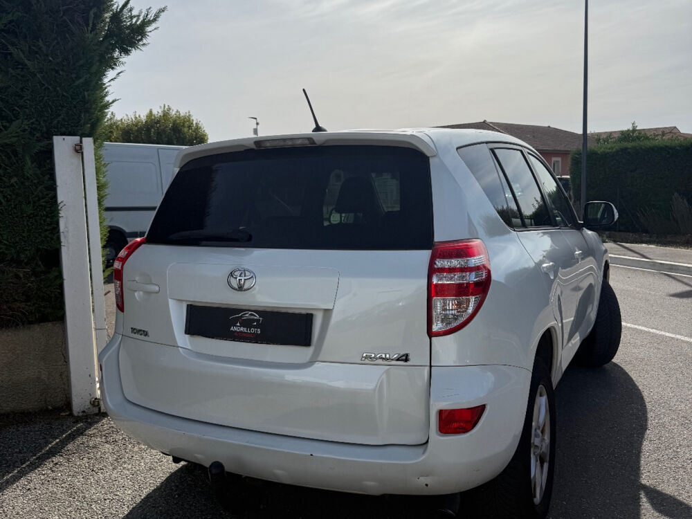 RAV 4 RAV4 150 D-4D 2WD LeCap 2010 occasion 26600 GRANGES LES