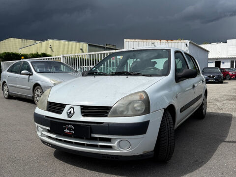 Clio II Clio 1.2 Campus 2005 occasion 26600 GRANGES LES