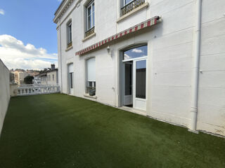  Appartement � louer 6 pi�ces 142 m�