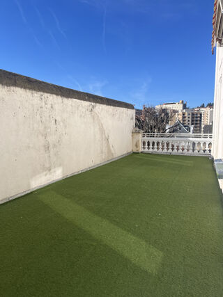  Appartement � louer 6 pi�ces 142 m�