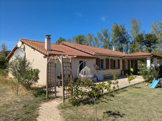 Maison 6 pièces 122 m² · à Peaugres · 122 m² · 280 000 €