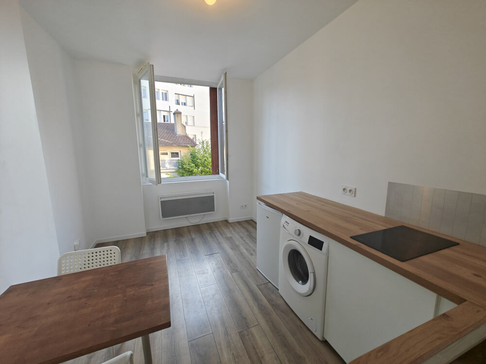 Location Appartement appartement T2 meublé St etienne