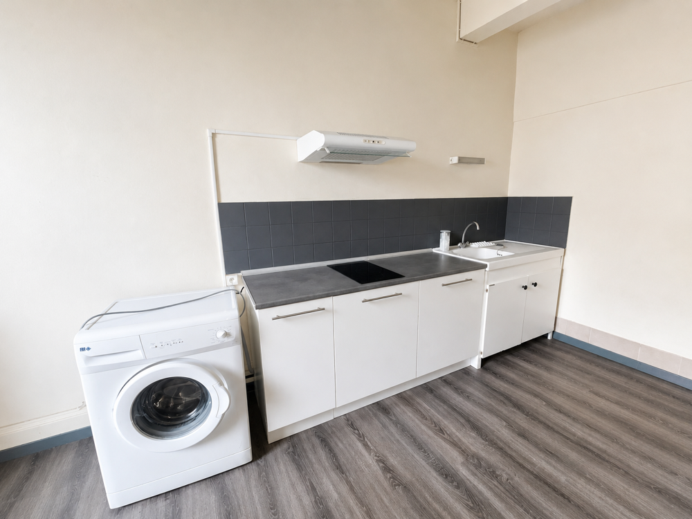 Location Appartement Deux pièces meublé - électricité et chauffage compris St vallier