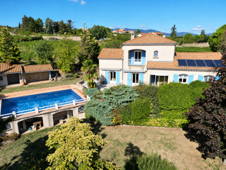 Maison 6 pièces 142 m² · à Charnas · 142 m² · 395 000 €