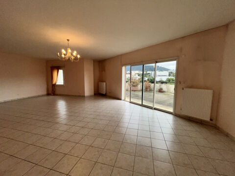  Appartement  louer 4 pices 166 m