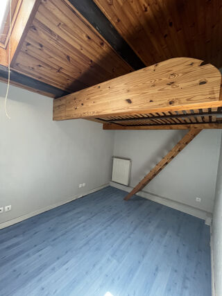  Appartement à louer 2 pièces 43 m²