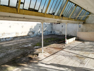  Parking / Garage  vendre 450 m