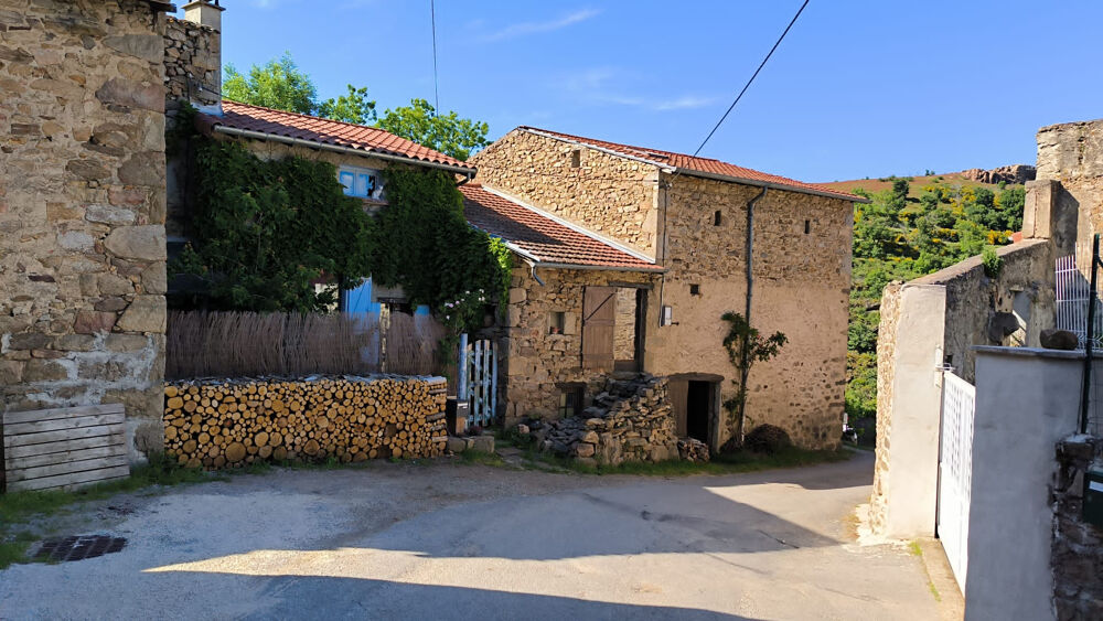Maison en pierre avec terrain sur les hauteurs de ST MARCEL LES ANNONAY