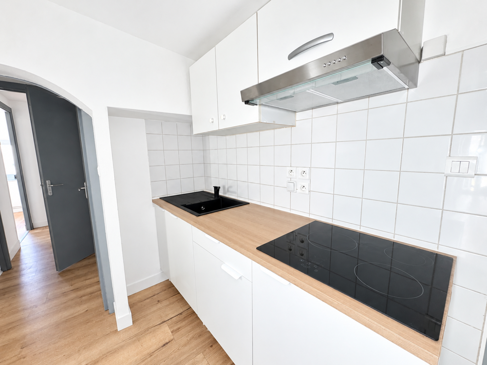 Location Appartement APPARTEMENT T3 ENTIEREMENT REFAIT A NEUF Annonay