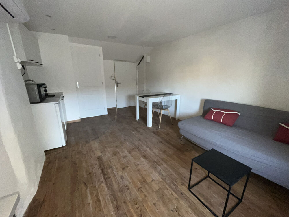 Location Appartement studio meuble entièrement renové Annonay