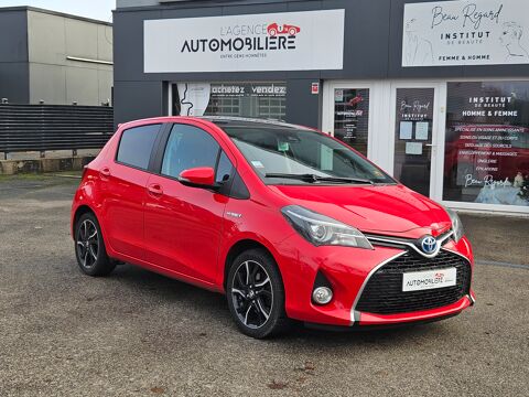 Toyota Yaris HYBRIDE 100H DESIGN ( Caméra de recul - Toit Panoramique - P 2015 occasion Audincourt 25400