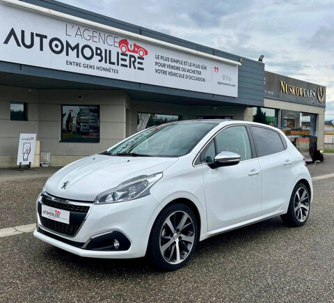 Peugeot 208 1.2 PURETECH 110CH FELINE 5CV 5P 2015 occasion Sausheim 68390