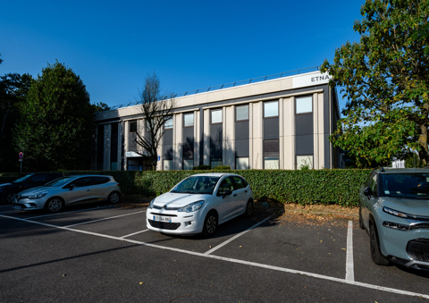 DATA IMMO vous présente à Lisses, 641 m² d'activité <... 8547 91090 Lisses