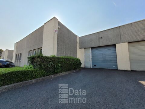   Location / Local industriel - 385 m 