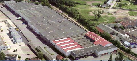 DATA IMMO vous propose à Compiegne, 2500 m² d'activit... 4583 60200 Compiegne