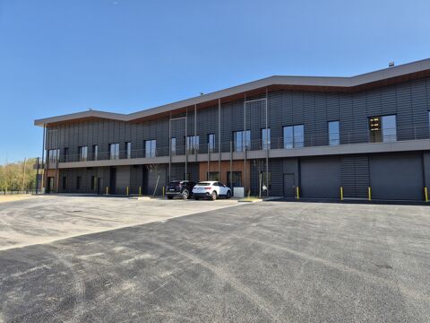   Location / Local industriel - 2373 m 