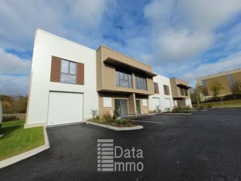 À louer : 166 m² et 278 m² de locaux à Bussy-Saint-Ge... 4578 77600 Bussy-saint-georges