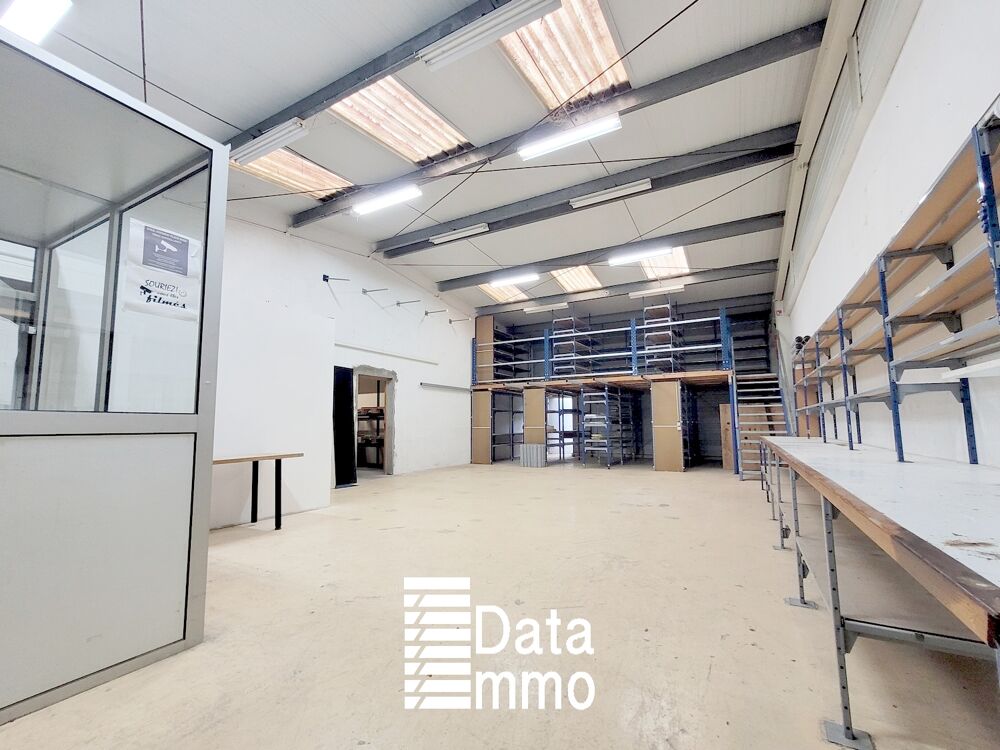   Location / Local industriel - 381 m 