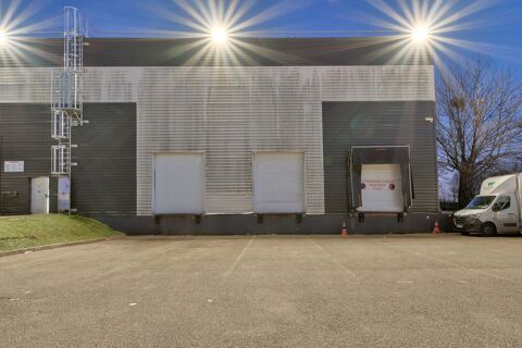 DATA IMMO vous présente à Roissy-en-france, 660 m² d'... 6600 95700 Roissy-en-france