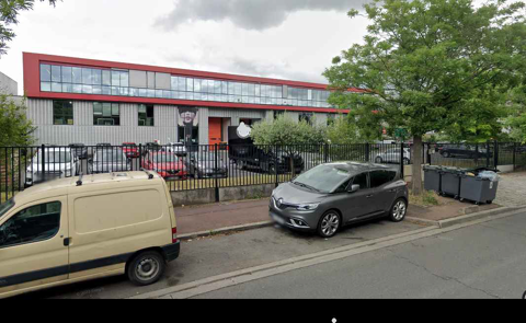 DATA IMMO vous propose à Gennevilliers, 913 m² d'acti... 14075 92230 Gennevilliers