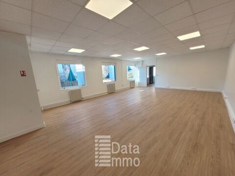 DATA IMMO vous propose à Lognes, 698 m² de bureaux <b... 5119 77185 Lognes