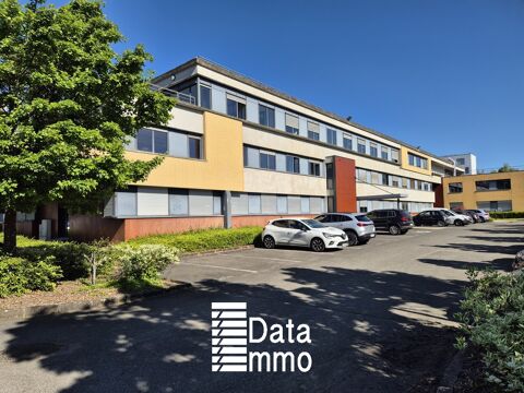 Ecole, Centre de Formation disponible à la location a... 9600 77420 Champs-sur-marne