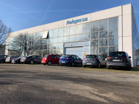   Location / Local industriel - 1056 m 