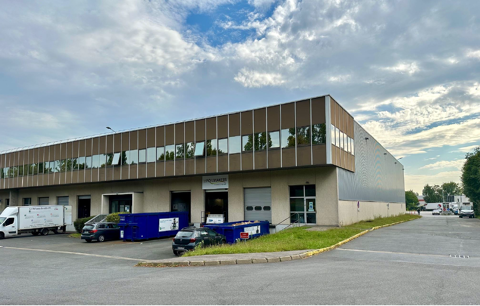 DATA IMMO vous présente à Wissous, 1380 m² d'activité... 10833 91320 Wissous