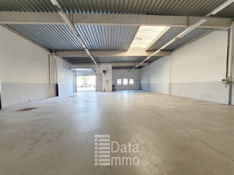 DATA IMMO vous propose à Lognes, 385 m² d'activité <b... 3401 77185 Lognes